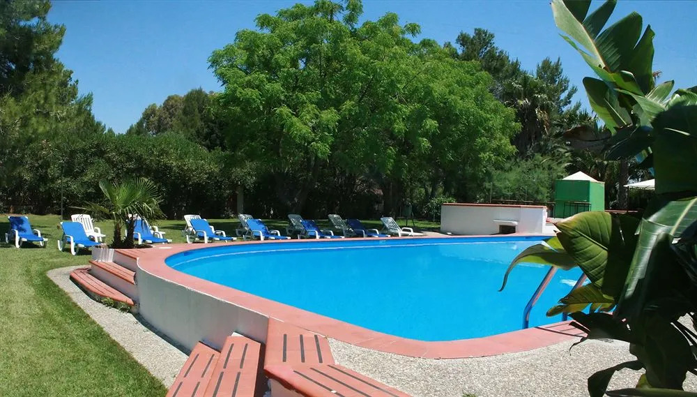 Hotel Al 2000
