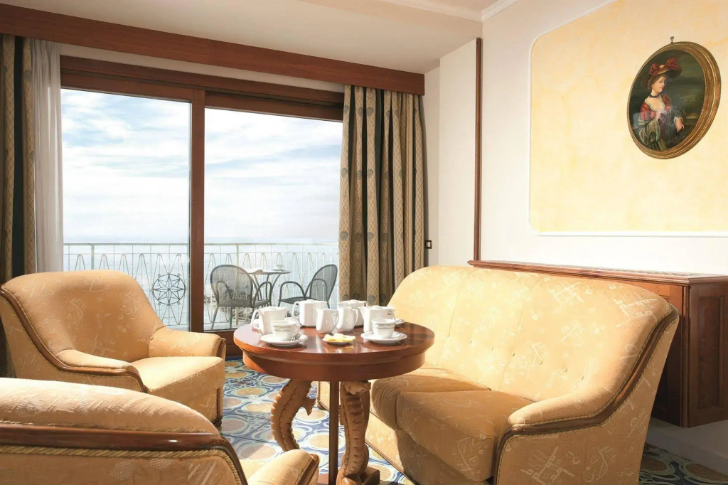 Alimuri Bay Resort