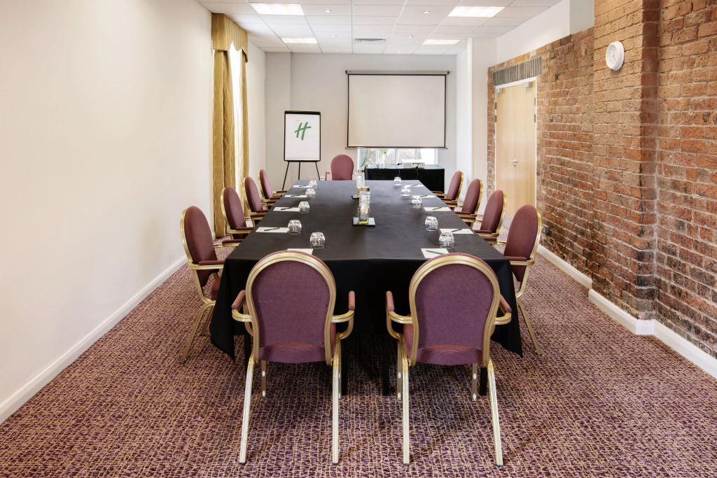 Holiday Inn Ellesmere Port/Cheshire Oaks by IHG