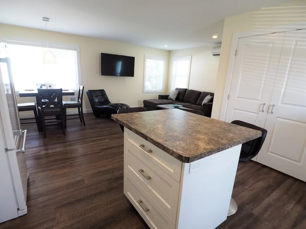 Blue Heron Hide-Away - 2 Br Condo
