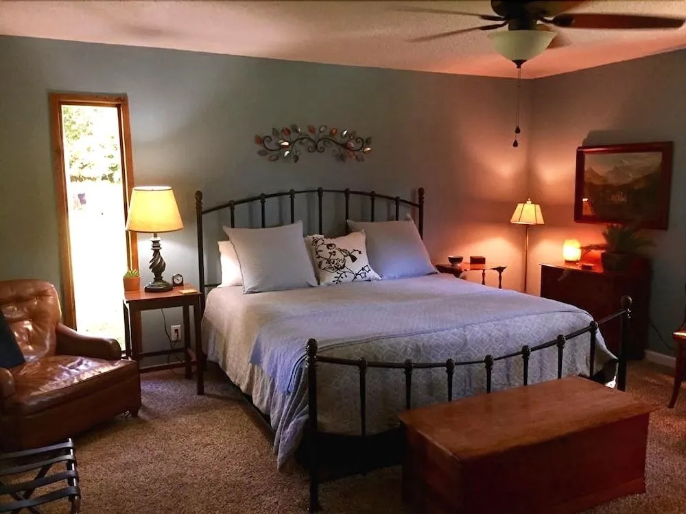 Sisters on sycamore B&B