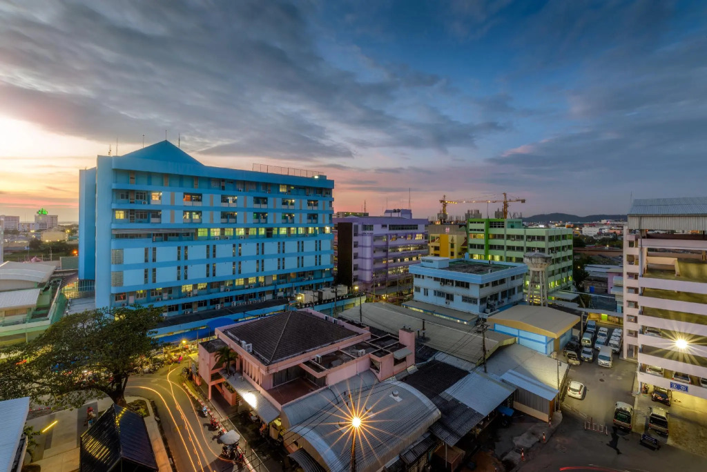 Kantary Hotel And Serviced Apartment, Amata, Bangpakong