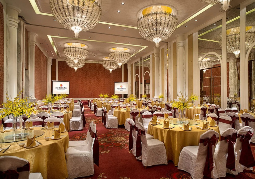 Wuhan Oriental Jianguo Hotel
