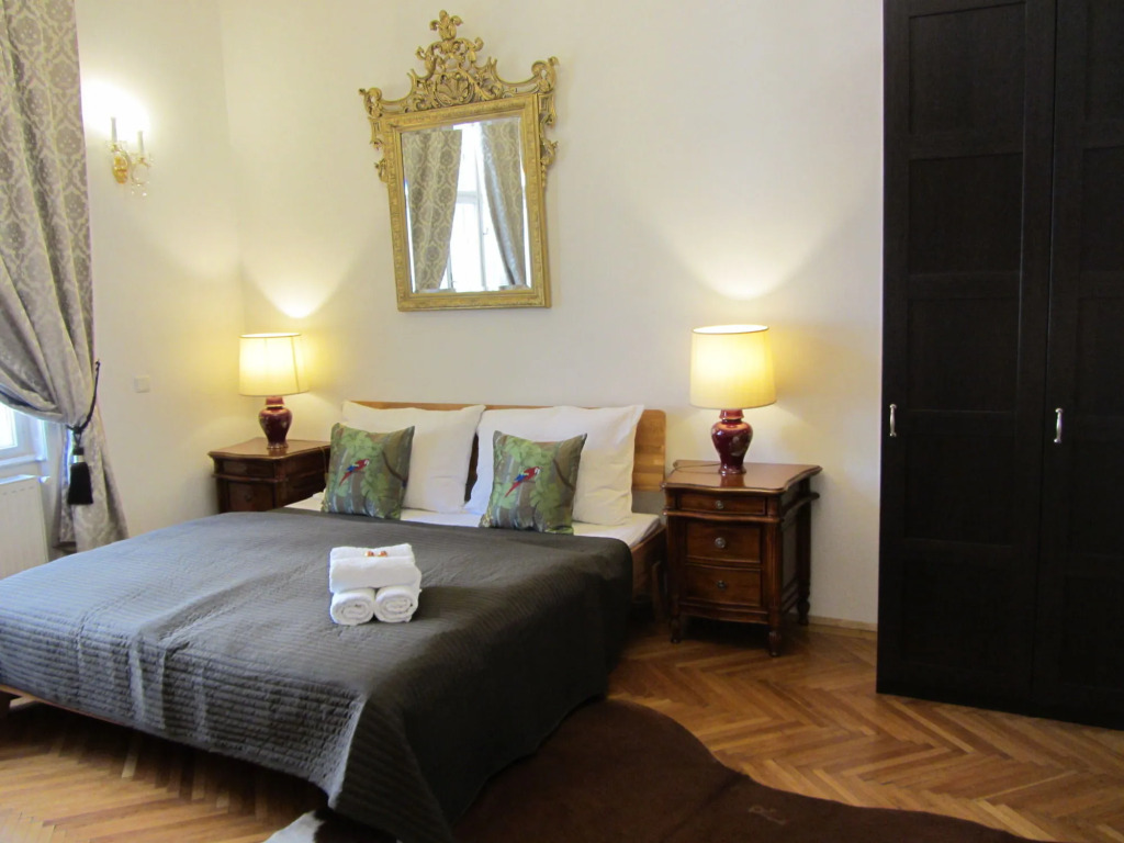 7th HEAVEN Vienna Center Apartments