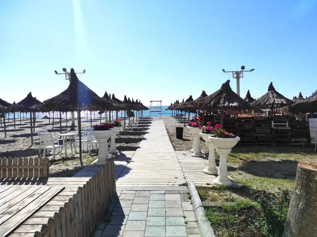 Kotes Home Beachfront Apartment 21