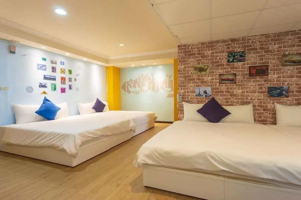 Easy Stay Hostel