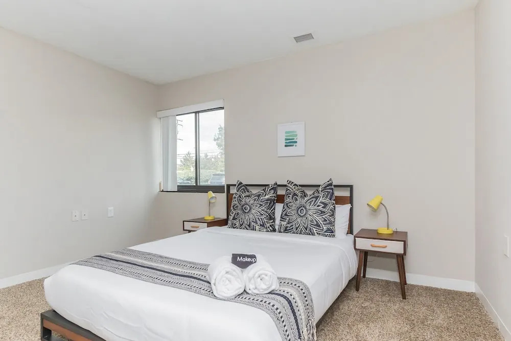 The Luxe Suites of Alexandria