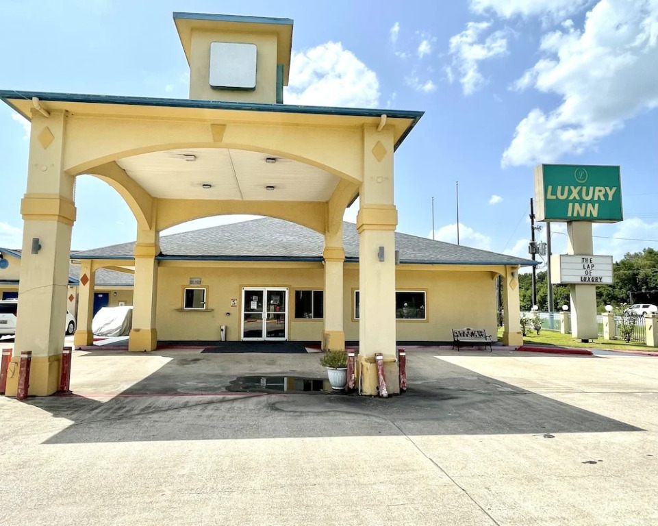 Luxury Inn Liberty