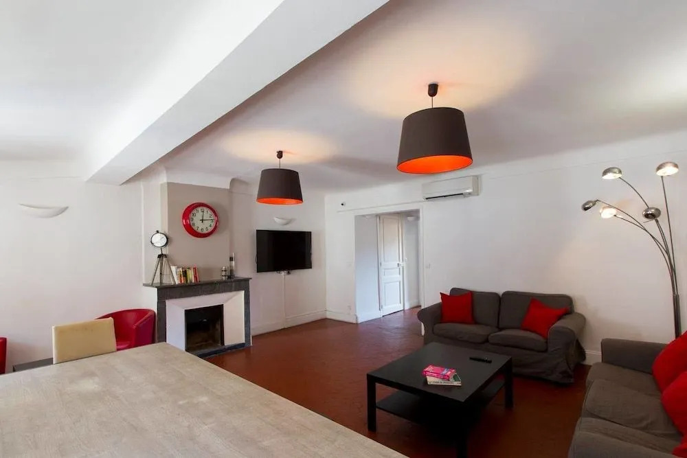 Backpackers House