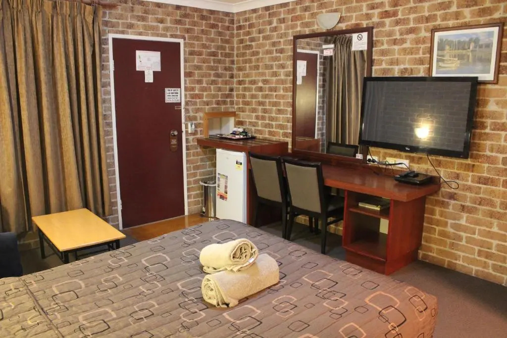 Acacia Motor Inn