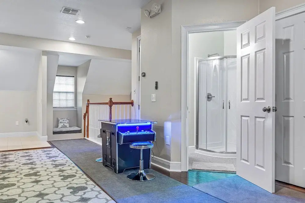 Inviting 5BR Villa in Reunion Resort