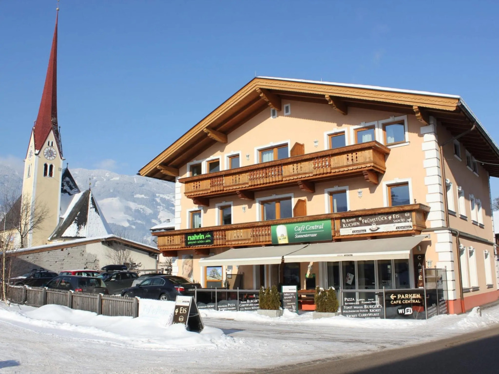 Stylish Flats in Uderns Near Ski Lift