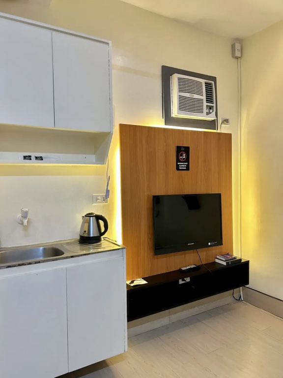 Selah Lofts Hotel