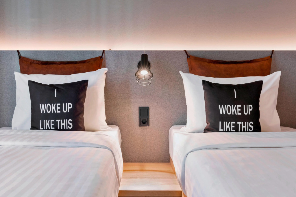 Moxy Frankfurt City Center