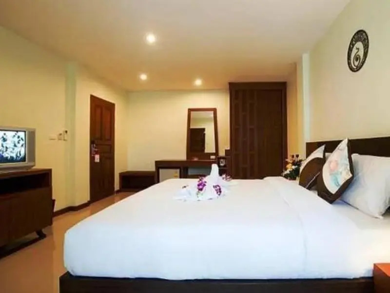 Deva Suites Patong