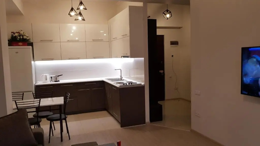 New Modern 2 Bedroom in New Building, near Northern Avenue