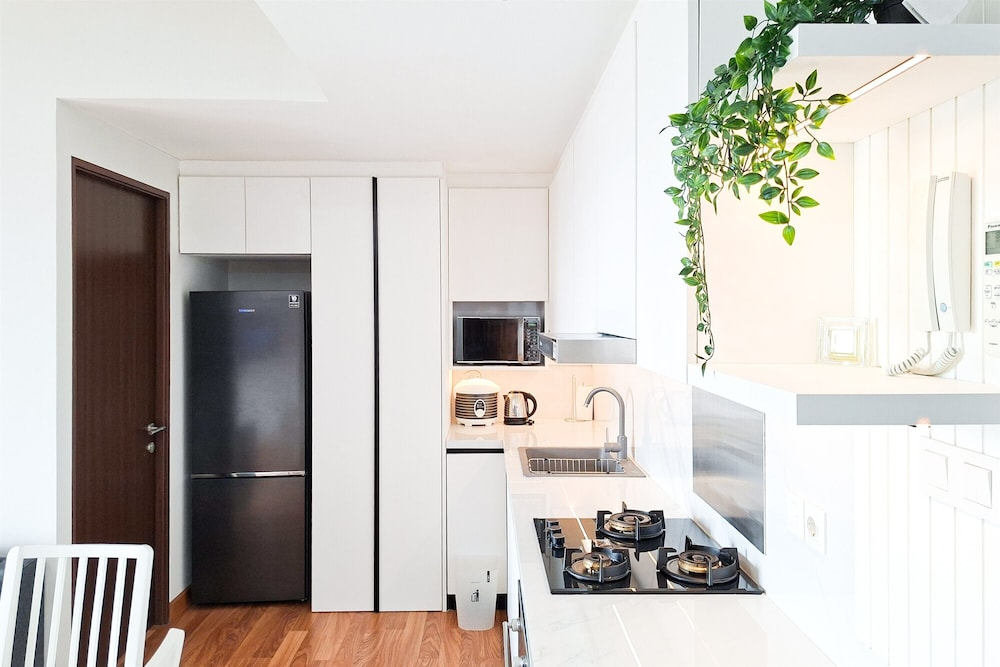 Cozy Living 3Br At Transpark Bintaro Apartment