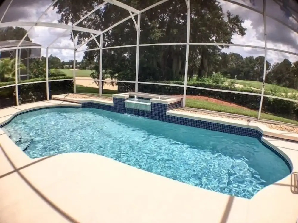 South Facing Pool - Bright Sunny ! 3 Bedroom Home by RedAwning