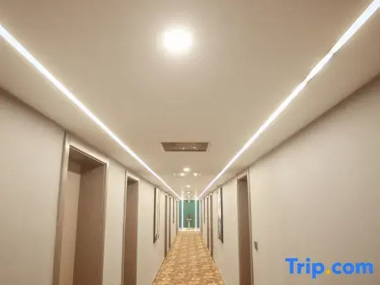 Rujia Pebble Hotel (Baoying Anyi East Road, Baoying  Yangzhou)