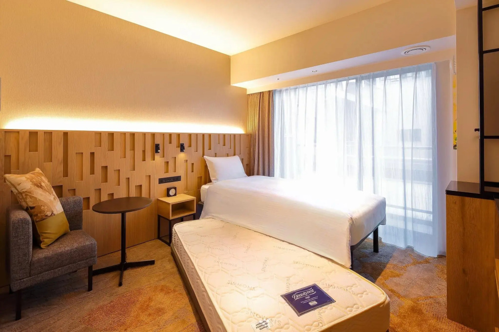 Отель Miyako City Osaka Hommachi