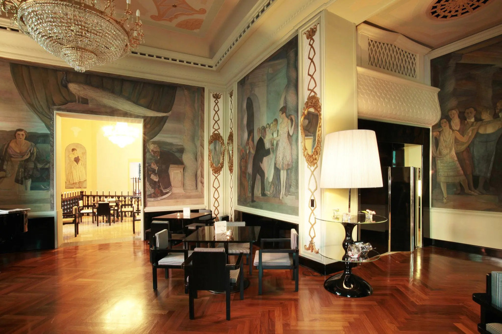 Grand Hotel Palace Rome