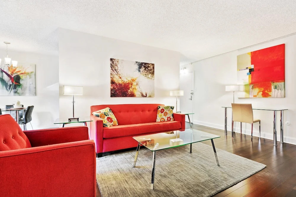 Bluebird Suites at Rittenhouse Square