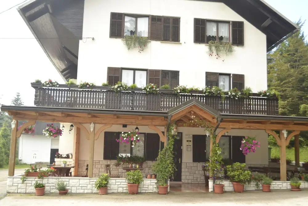 Guest House Kmečki Hram FORTUNA