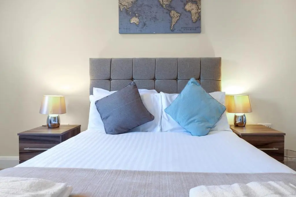Heathrow Living Serviced Apartments by Ferndale