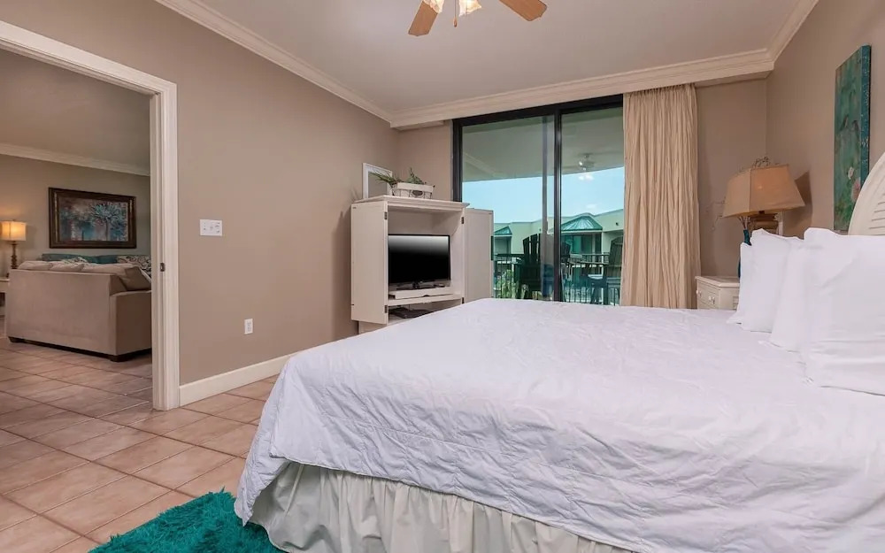 Phoenix On The Bay 1522 3 Bedroom Condo by Redawning, Orange Beach