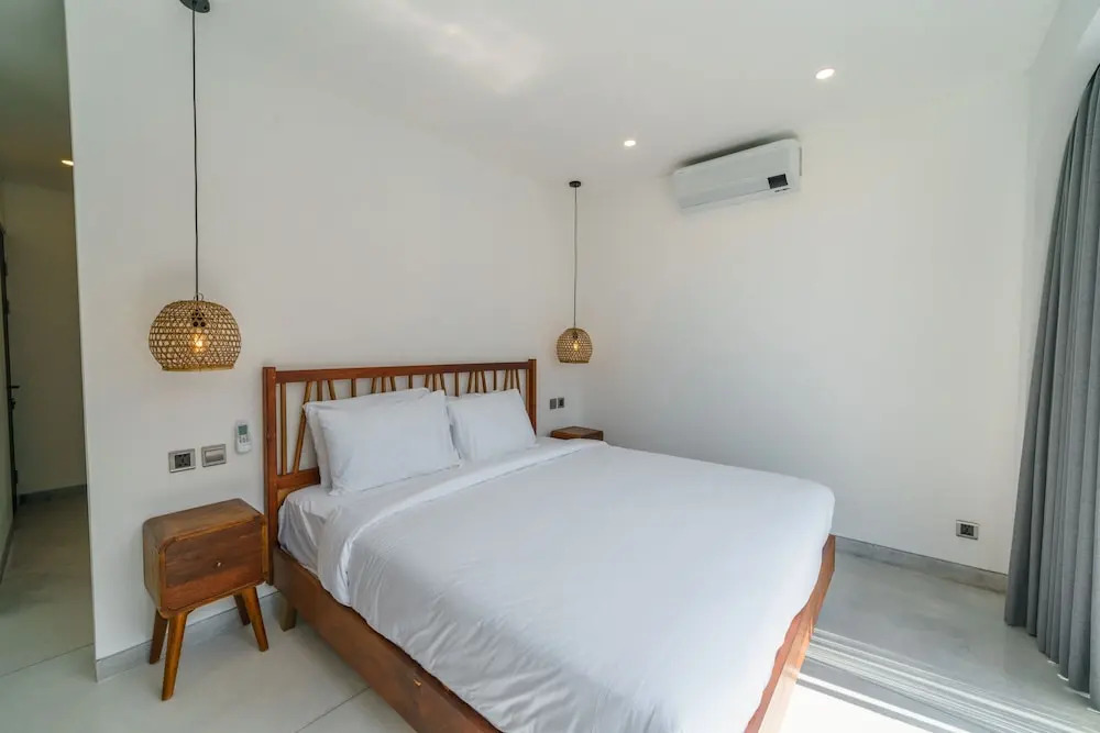 Villa Vantage 7