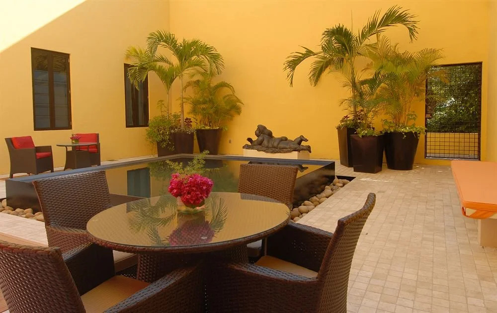 Villa Azalea Luxury B & B