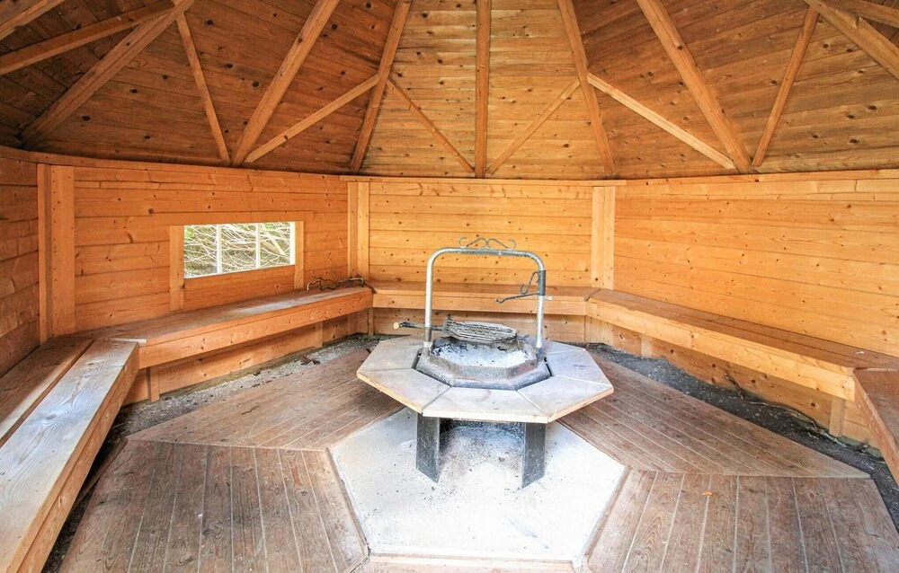 Gorgeous Home In Örkelljunga With Wifi