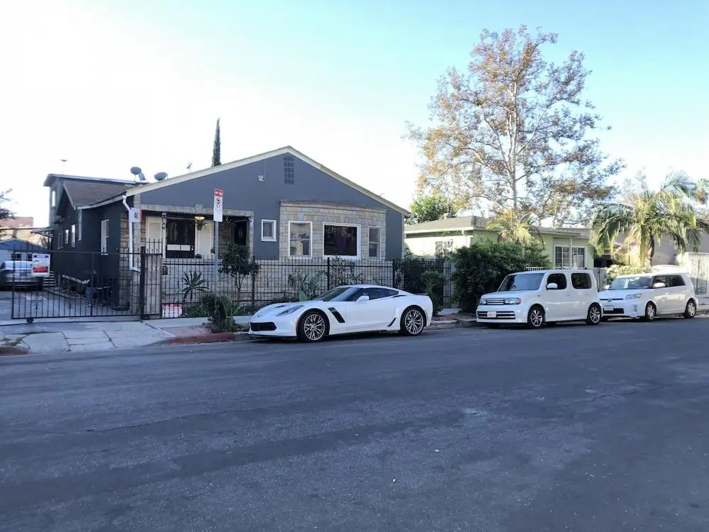Hollywood Budget Guest Rooms