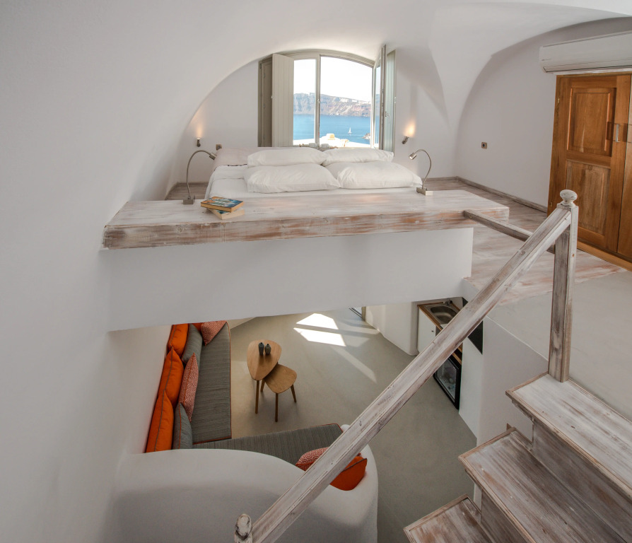 La Perla Villas and Suites
