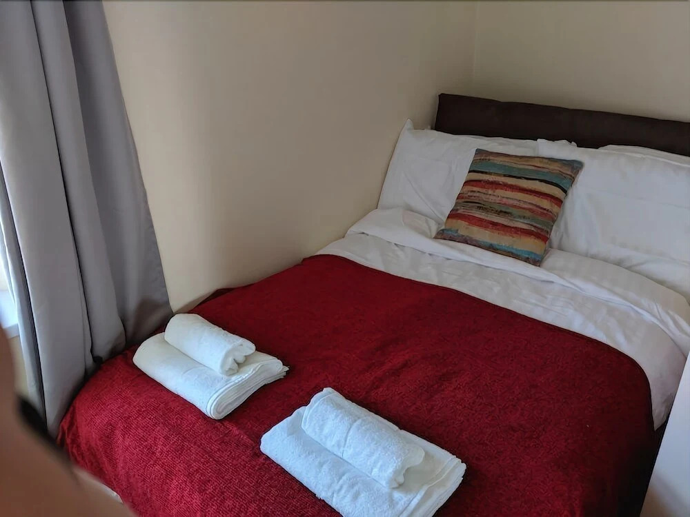 Lawrence House Apartments