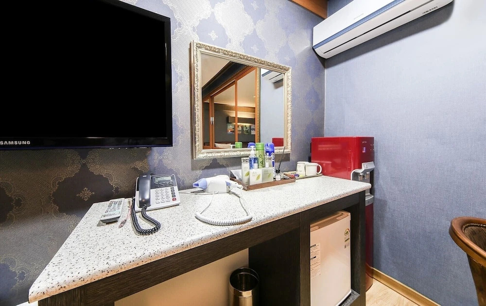 M Boss Motel