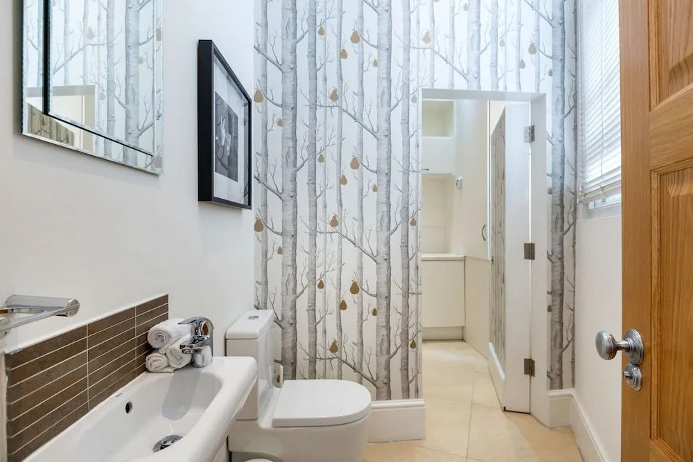 Urban Chic - Bayswater