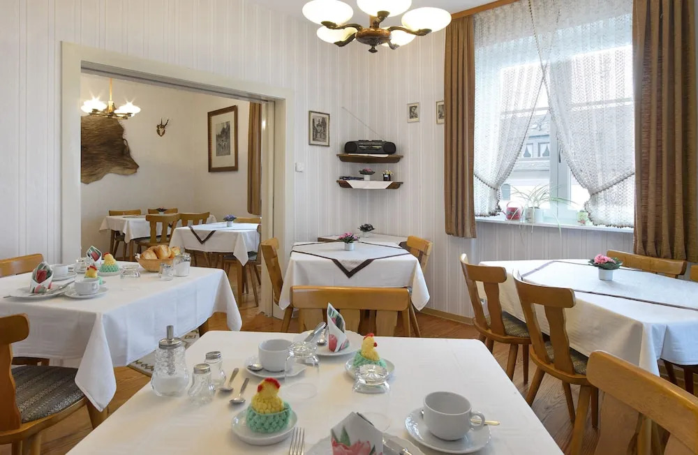 Pension "Haus am Walde" Brodenbach, Mosel