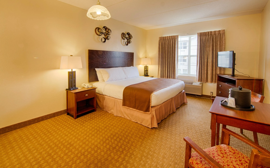 Landmark Inn Fort Liberty
