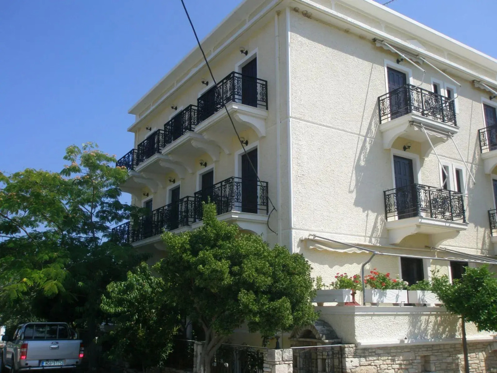 HOTEL IREON beach