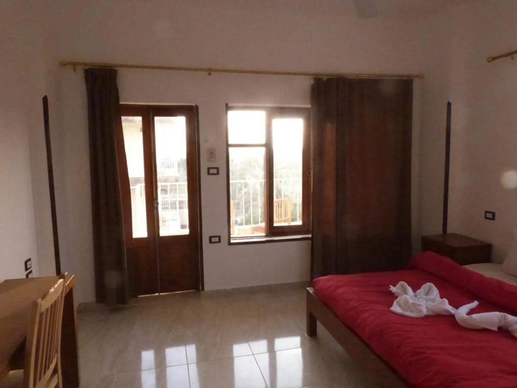 Thebes Hotel
