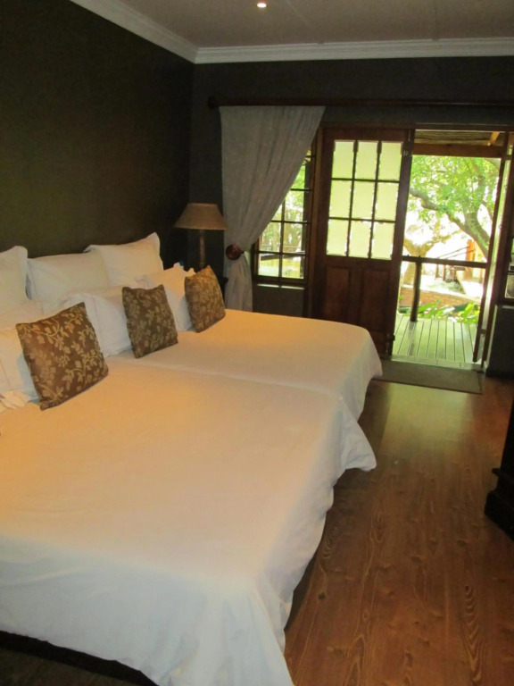 Tuskers Bush Lodge B&B