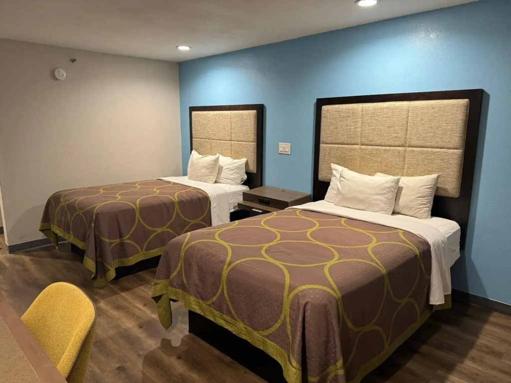 Executive Inn