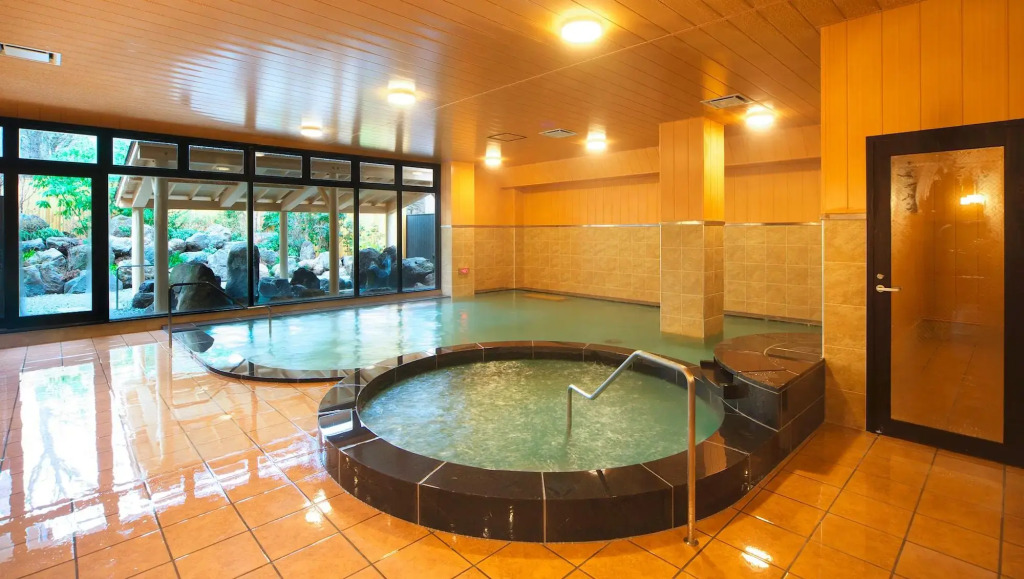 Motosu Phoenix Hotel