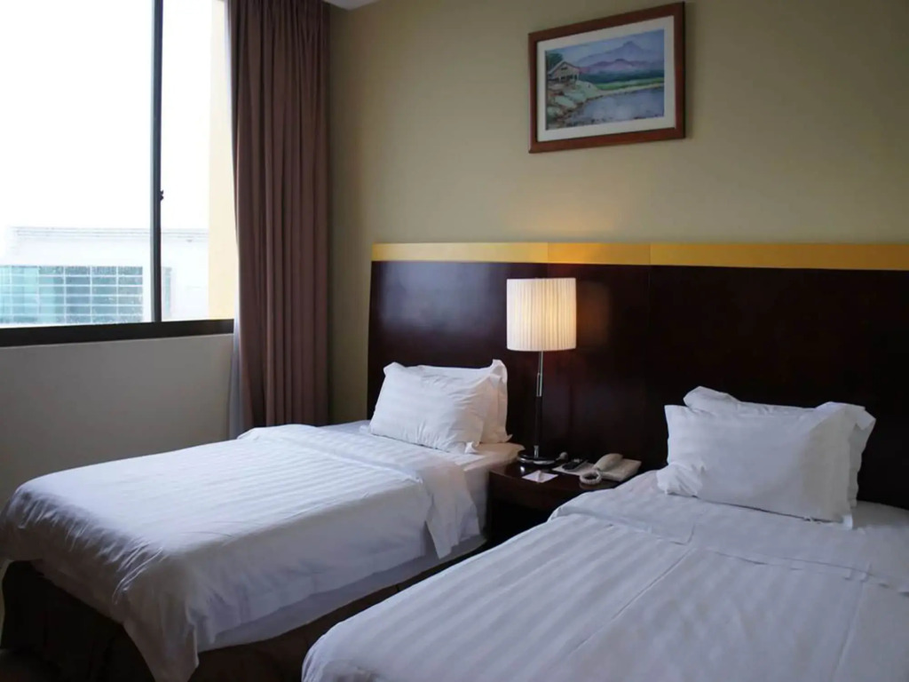 Gaya Centre Hotel