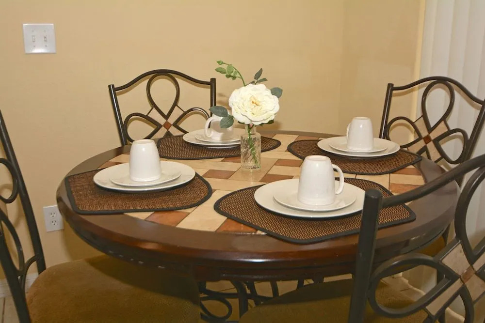 620SC Donald s Safari Station 5 Br home by RedAwning