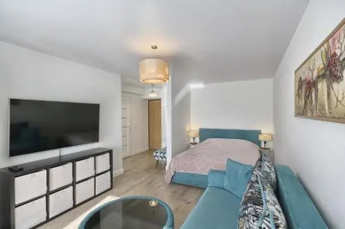 Honey apartment