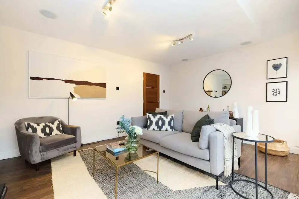 The Kensal Green Place - Modish 2bdr Flat With Study Room