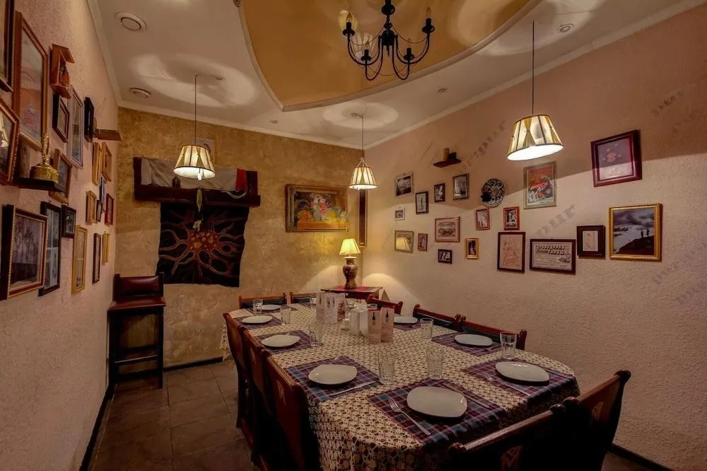 Hostel Frunze