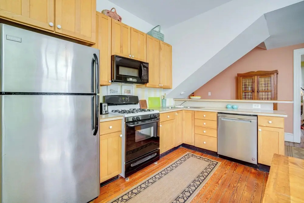 Walk to Beach: Cape May Home w/ Screened Patio!
